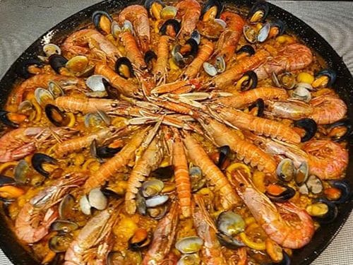 La paella ambassadrice d&rsquo;Espagne : recette et histoire