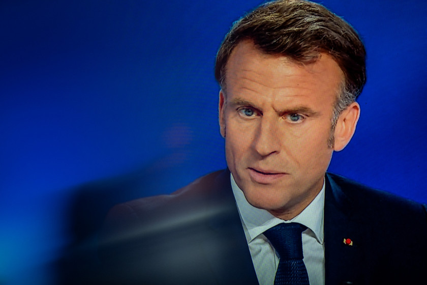 Macron brainwashing